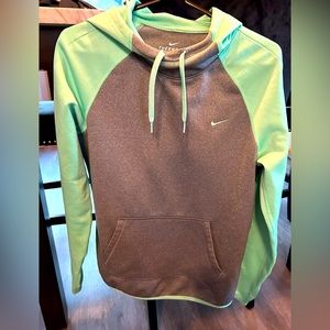 Nike hooded sweatshirt - S